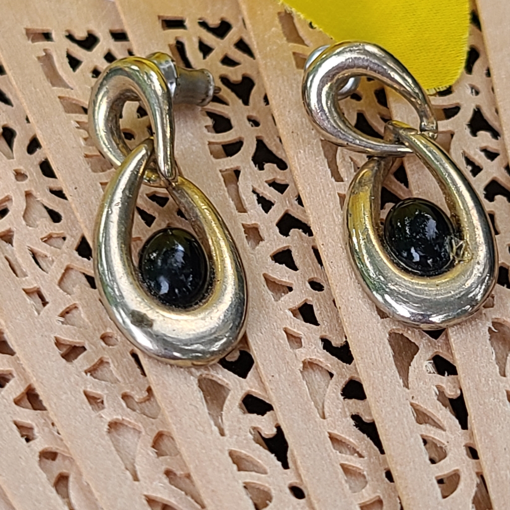 Classic Ladies Earrings For Sale